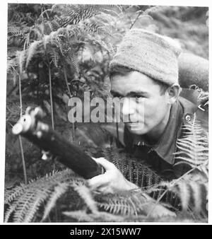 LES SOLDATS DE COMMANDO FRANÇAIS S'ENTRAÎNENT DANS Un DÉPÔT DE COMMANDO - études rapprochées des types de Commandos français libres de l'armée britannique Banque D'Images