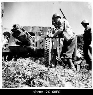 INVASION DE L'ITALIE : HUITIÈME FRONT D'ARMÉE LES TROUPES ITALIENNES COMBATTENT AUX CÔTÉS DES ALLIÉS - , ARMÉE BRITANNIQUE Banque D'Images