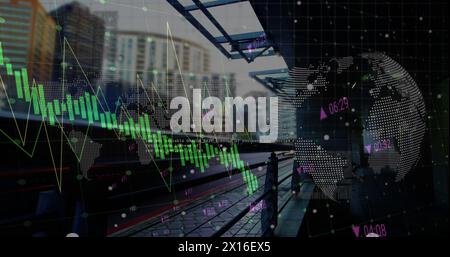 Image de l'interface infographique sur le time-lapse de véhicules se déplaçant dans la rue au milieu des bâtiments Banque D'Images