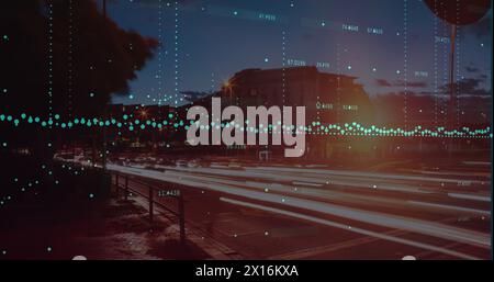 Image de graphique et de traitement des données sur route et paysage urbain la nuit Banque D'Images
