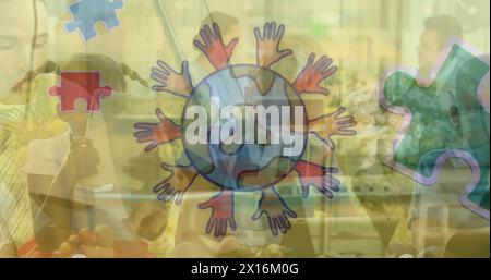 Image du globe avec des mains texte sur divers écoliers Banque D'Images