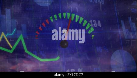 Image du compteur de vitesse et du traitement des données statistiques contre la pluie et les nuages dans le ciel Banque D'Images