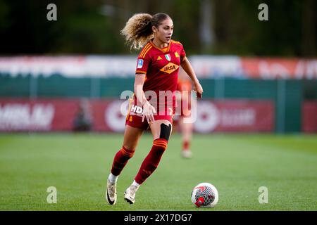 Rome, Italie. 15 avril 2024. Lors du match des éliminatoires féminins de Serie A entre L'AS Roma et la Juventus FC au Stadio Tre Fontane le 15 avril 2024 à Roma, Italie crédit : Giuseppe Maffia/Alamy Live News Banque D'Images