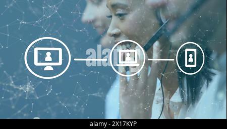 Image d'un réseau d'icônes numériques sur divers hommes d'affaires au bureau Banque D'Images