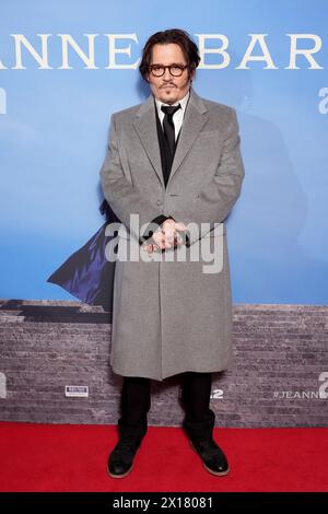Johnny Depp arrive pour la première britannique de Jeanne du Barry, à Curzon Mayfair, Londres. Date de la photo : lundi 15 avril 2024. Banque D'Images