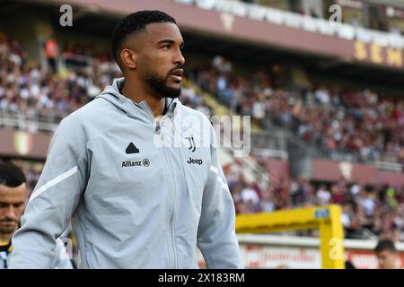 Gleison Bremer de la Juventus regarde pendant la série A match de football entre Torino FC et Juventus au Stadio Olimpico Grande Torino à Turin (IT Banque D'Images