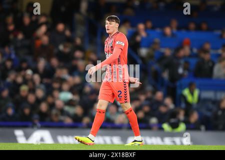 Chelsea, Londres, Angleterre. 15 avril 2024 ; Stamford Bridge, Chelsea, Londres, Angleterre : premier League Football, Chelsea contre Everton ; Nathan Patterson d'Everton crédit : action plus Sports images/Alamy Live News Banque D'Images