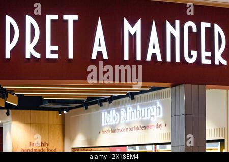 Aéroport d'Édimbourg, salon des départs, pret A manger Banque D'Images