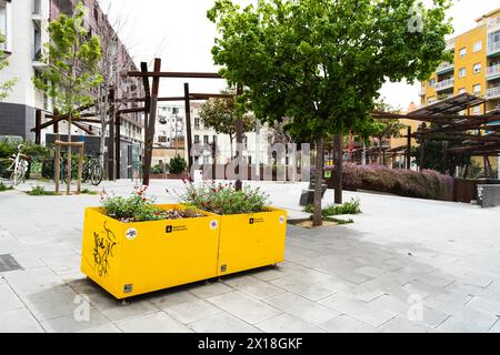 Superblock ou Superilla Hostafrancs, quartier de la ville de Barcelone, en Espagne, qui est fortement restreint pour les voitures Banque D'Images