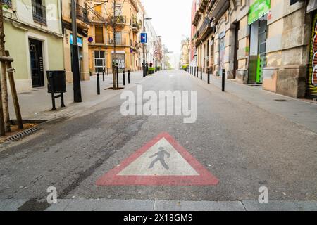 Superblock ou Superilla Hostafrancs, quartier de la ville de Barcelone, en Espagne, qui est fortement restreint pour les voitures Banque D'Images