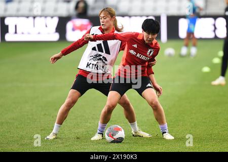 Columbus, Ohio, États-Unis. 9 avril 2024. Le défenseur japonais Toko Koga (20 ans) se bat pour le ballon contre le défenseur japonais Rion Ishikawa (12 ans) lors des échauffements avant d'affronter le Brésil dans leur match à Columbus, Ohio, USA. Crédit : Brent Clark/Alamy Live News Banque D'Images