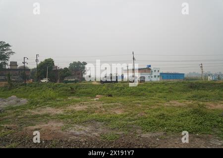 La controversée usine automobile Tata Nano atterrit. À côté de NH-16. Singur dans le district de Hoosely, Bengale occidental, Inde. Banque D'Images