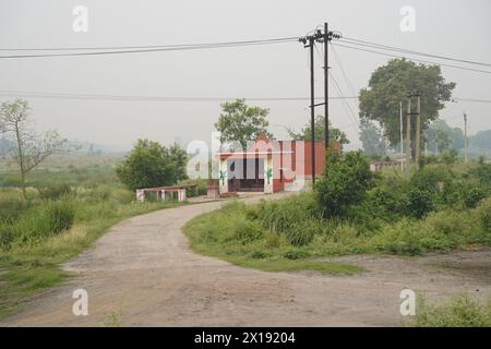 La controversée usine automobile Tata Nano atterrit. À côté de NH-16. Singur dans le district de Hoosely, Bengale occidental, Inde. Banque D'Images