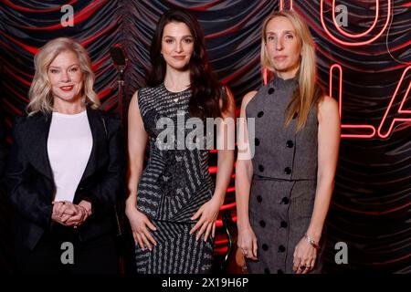 Alison Owen, Marisa Abela und Sam Taylor-Johnson beim exclusivité projection des Kinofilms Back to Black in der Astor Filmlounge. Berlin, 04.04.2024 *** Alison Owen, Marisa Abela et Sam Taylor Johnson lors de la projection exclusive du film Back to Black dans l'Astor Filmlounge Berlin, 04 04 2024 Foto:xS.xGabschx/xFuturexImagex black 4429 Banque D'Images