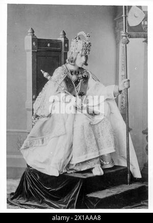 Rudolf, prince héritier d'Autriche, image dans le 'Kaiser Rudolf von Habsburg' avec couronne et sceptre., 1879 - 18790101 PD0106 - Rechteinfo : droits gérés (RM) Banque D'Images