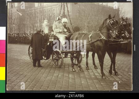 Charles Lueger, Lueger saluant l'empereur Franz Joseph devant la porte extérieure du château lors de la première promenade de l'empereur sur la base d'une lourde maladie., 21.12.1907 - 19071221 PD0002 - Rechteinfo : droits gérés (RM) Banque D'Images