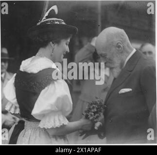 Congrès touristique à Kufstein, arrivée du secrétaire au commerce Hainisch., 1930 - 19300101 PD35676 - Rechteinfo : Rights Managed (RM) Banque D'Images