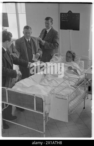 Plébiscite avril 1938, commission électorale dans un hôpital viennois, 10.4.1938 - 19380410 PD0132 - Rechteinfo : droits gérés (RM) Banque D'Images