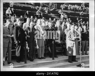 Championnats d'Europe d'athlétisme féminin à Vienne, ouverture du championnat d'Europe par le président de l'IAAF, Stankovits dans le stade viennois., 17.09.1938 - 19380917 PD0005 - Rechteinfo : droits gérés (RM) Banque D'Images