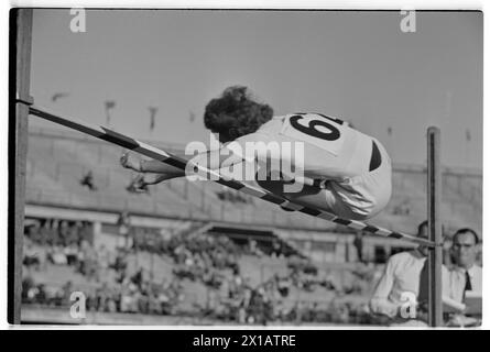 Championnats d'Europe d'athlétisme féminin 1938, saut en hauteur, 1.9.1938 - 19380901 PD0133 - Rechteinfo : droits gérés (RM) Banque D'Images