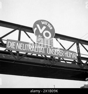 Élections, élections législatives 1953 : propagande de la gauche politique (Die Linke) à Vienne. Label de l'opposition populaire, 1953 - 19530101 PD1793 - Rechteinfo : droits gérés (RM) Banque D'Images