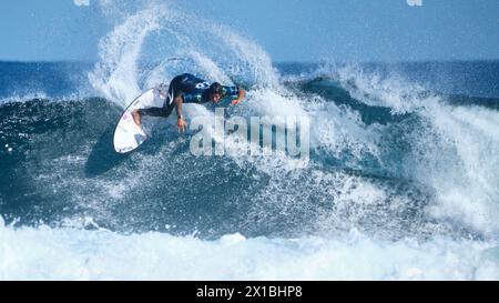 Le surfeur professionnel brésilien Gabriel Medina participe à l'événement de surf Margaret River Pro 2024 à surfer's point, Prevelly, Australie occidentale. Banque D'Images