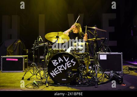 Bad Nerves se produisant à Eventim Apollo LONDRES, ANGLETERRE - 13 AVRIL : Samuel Thompson de Bad Nerves se produisant à Eventim Apollo le 13 avril 2024 à Londres, Angleterre. CAP/Mar Mar/Grande-Bretagne Copyright : xMartinxHarris/CapitalxPicturesx Banque D'Images