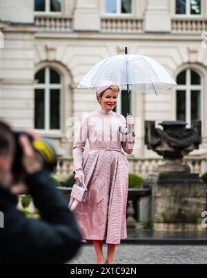La Reine Mathilde de Belgique, Bruxelles, Belgique, 16 avril 2024 - visite d'Etat du Luxembourg en Belgique Banque D'Images