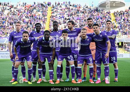 Florence, Italie. 15 avril 2024. Composition de l'équipe ACF Fiorentina lors de l'ACF Fiorentina vs Gênes CFC, match de football italien Serie A à Florence, Italie, le 15 avril 2024 crédit : Agence photo indépendante/Alamy Live News Banque D'Images