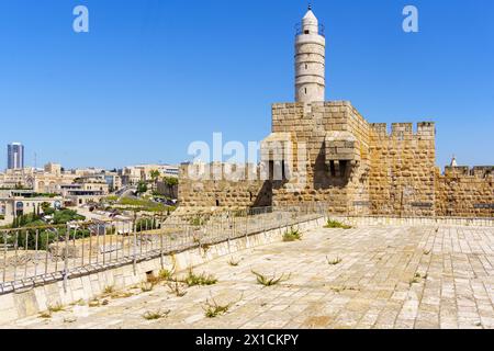 Vue de la forteresse de la Tour de David, une partie des murs de la vieille ville de Jérusalem, Israël Banque D'Images