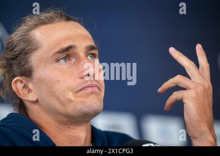 Munich, Allemagne. 16 avril 2024. Tennis : ATP Tour - Munich, célibataires, hommes. Alexander Zverev lors d'une conférence de presse. Crédit : Peter Kneffel/dpa/Alamy Live News Banque D'Images