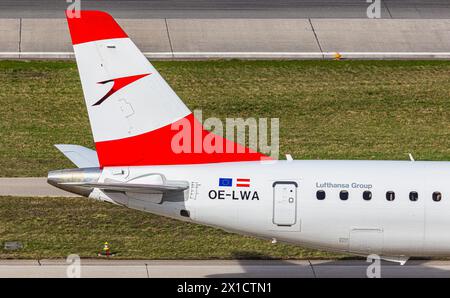 Aileron de queue d'un Embraer 195LR d'Austrian Airlines. Enregistrement OE-LWA. (Zürich, Suisse, 24.02.2024) Banque D'Images