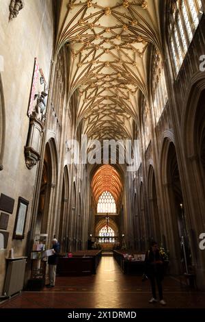 Bristol, Angleterre- 29 mars 2024 : détails architecturaux de la mise en place Mary Redcliffe Church Banque D'Images