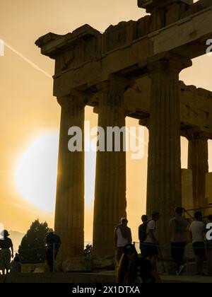 Tôt le matin au Parthénon sur l'Acropole d'Athènes en Grèce Banque D'Images