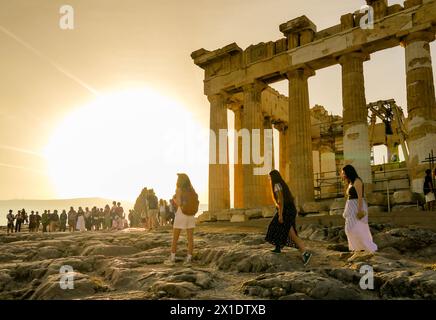 Tôt le matin au Parthénon sur l'Acropole d'Athènes en Grèce Banque D'Images