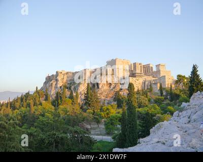 La vue de l'Acropole d'Athènes depuis la colline Areopagus, Athènes, Grèce Banque D'Images