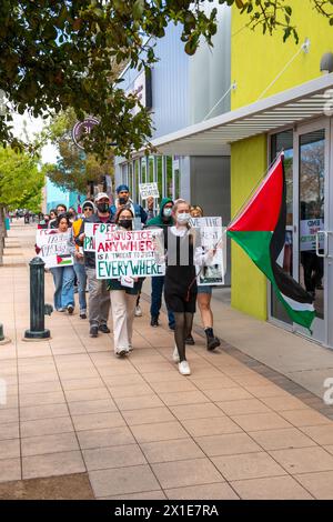 Supoort pour la Palestine et protestation anti-juive de la population contre la guerre en Palestine vue à Las Cruces, NM Banque D'Images