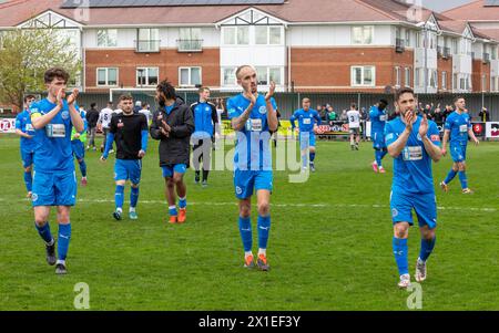 Les joueurs de Warrington Ryland remercient les supporters de la Hive Arena, Gorsey Lane, Warrington Banque D'Images