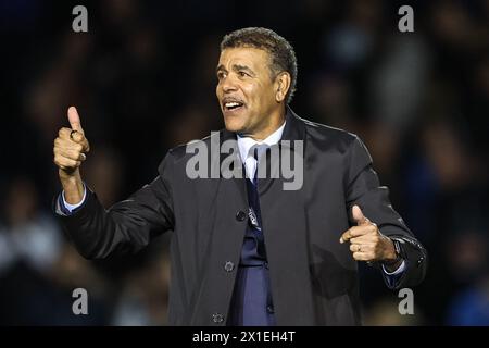 Chris Kamara est présent lors du match de la Sky Bet League 1 Portsmouth vs Barnsley au Fratton Park, Portsmouth, Royaume-Uni, le 16 avril 2024 (photo de Mark Cosgrove/News images) Banque D'Images