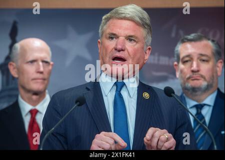 Washington, États-Unis d'Amérique. 15 février 2024. Michael McCaul (Républicain du Texas), responsable de la destitution des États-Unis, prononce un discours lors d'une conférence de presse sur le procès de destitution du secrétaire du DHS Mayorkas au Capitole des États-Unis à Washington, DC, mardi 16 avril 2024. Crédit : Rod Lamkey/CNP/SIPA USA crédit : SIPA USA/Alamy Live News Banque D'Images