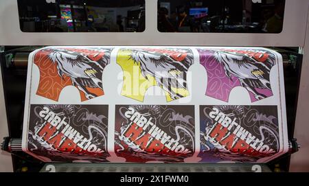 T-shirt d'impression par imprimante à sublimation Banque D'Images