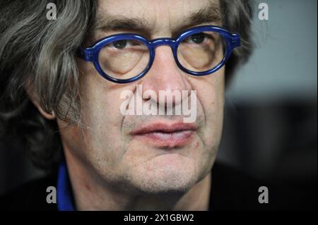 Autriche - le réalisateur allemand Wim Wenders dans une interview accordée à l'agence de presse autrichienne APA à Vienne le 29 mars 2011. Il est à Vienne pour présenter son nouveau film Pina. - 20110329 PD0641 - Rechteinfo : droits gérés (RM) Banque D'Images