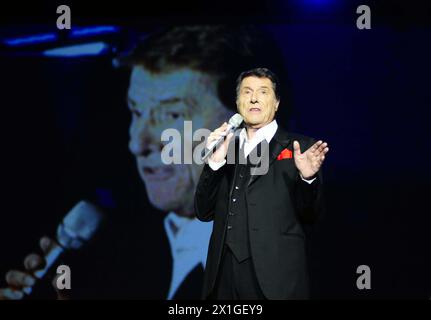Graz - chanteur et artiste autrichien Udo Juergens en concert à Graz le 8 mars 2012. - 20120308 PD3411 - Rechteinfo : droits gérés (RM) Banque D'Images