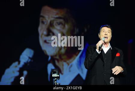 Graz - chanteur et artiste autrichien Udo Juergens en concert à Graz le 8 mars 2012. - 20120308 PD3409 - Rechteinfo : droits gérés (RM) Banque D'Images
