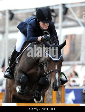 Vienne - compétition internationale d'équitation 'Vienna Masters 2012' lors du 'Global Champions Tour' à la Rathausplatz à Vienne le 21 septembre 2012. PHOTO : Jessica Springsteen on Wish - 20120921 PD2477 - Rechteinfo : droits gérés (RM) Banque D'Images