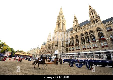 Vienne - compétition internationale d'équitation 'Vienna Masters 2012' lors du 'Global Champions Tour' à la Rathausplatz à Vienne le 21 septembre 2012. - 20120921 PD2577 - Rechteinfo : droits gérés (RM) Banque D'Images