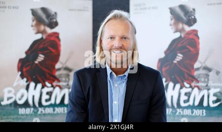 Vienne - Conférence de presse concernant l'opéra directeur du réalisateur autrichien Robert Dornhelm 'la Boheme' à Opernfestspiele (festival d'opéra) Margareten l'année prochaine 2013., 13 novembre 2012 PHOTO : Wolfgang Werner - 20121113 PD0672 - Rechteinfo : droits gérés (RM) Banque D'Images