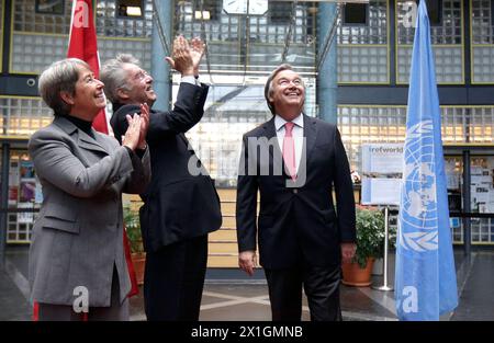 Le président fédéral autrichien Dr. Heinz Fischer et son épouse Margit sont reçus par le Haut Commissaire des Nations Unies pour les réfugiés 'UNHCR' Antonio Guterres le 2013/06/10. Fischer reste trois jours en Suisse. - 20130610 PD1356 - Rechteinfo : droits gérés (RM) Banque D'Images