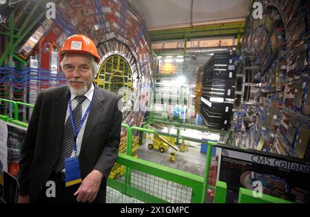 Directeur général du CERN Rolf Heuer lors d'une visite guidée à l'Organisation européenne pour la recherche nucléaire (CERN) en Suisse, 2013/06/11. - 20130611 PD1155 - Rechteinfo : droits gérés (RM) Banque D'Images