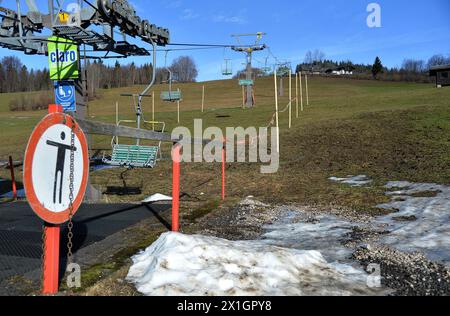 Le temps doux provoque un manque de neige dans les domaines skiables en Autriche, janvier 2014. - 20140108 PD1107 - Rechteinfo : droits gérés (RM) Banque D'Images